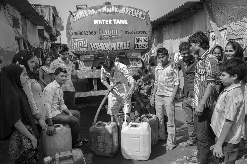 Human Right to Water in Mumbai - Buying tanker water in the absence of public supply